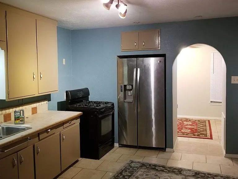814 Perkins St — Photo 4
