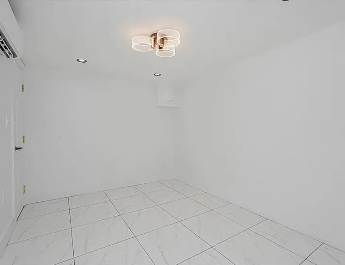 2 bed, $2,600 — Photo 1