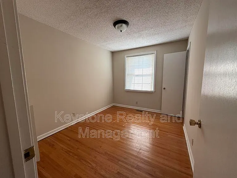 1511 Cavern Ct — Photo 6