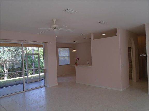 3rd image of 2404 Bluebird Ave