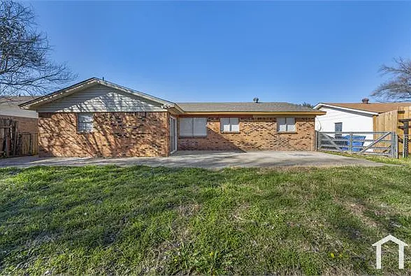 3014 Patricia Ln — Photo 36