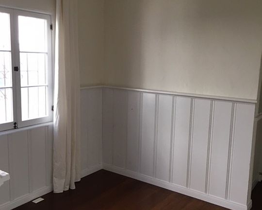 4th image of 8124 Blackburn Ave