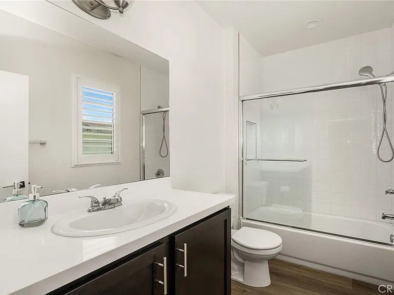 123 E Knox Dr — Photo 54