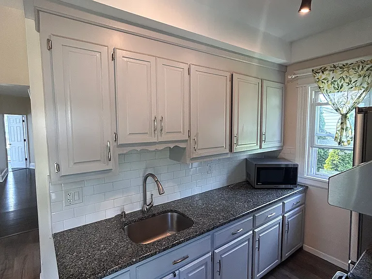 444 New Haven Ave #2 — Photo 3
