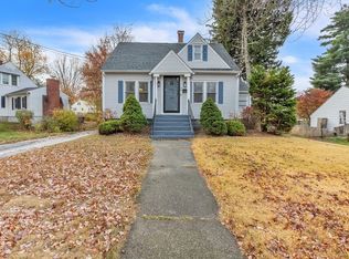 44 Taylor St, East Longmeadow, MA 01028
