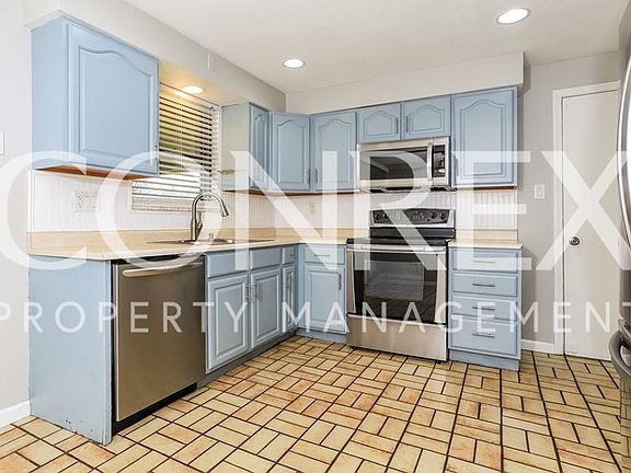 5th image of 9591 O'Leary Dr