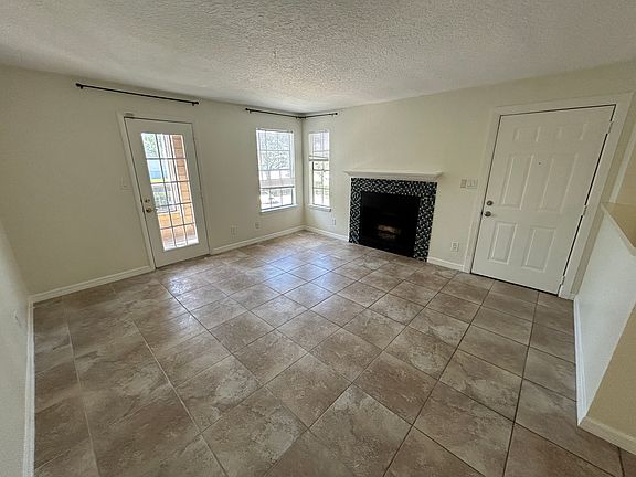 2nd image of 5501 Rosebriar Way APT B203