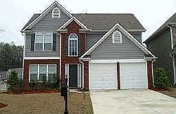 Front view/Corner Lot 