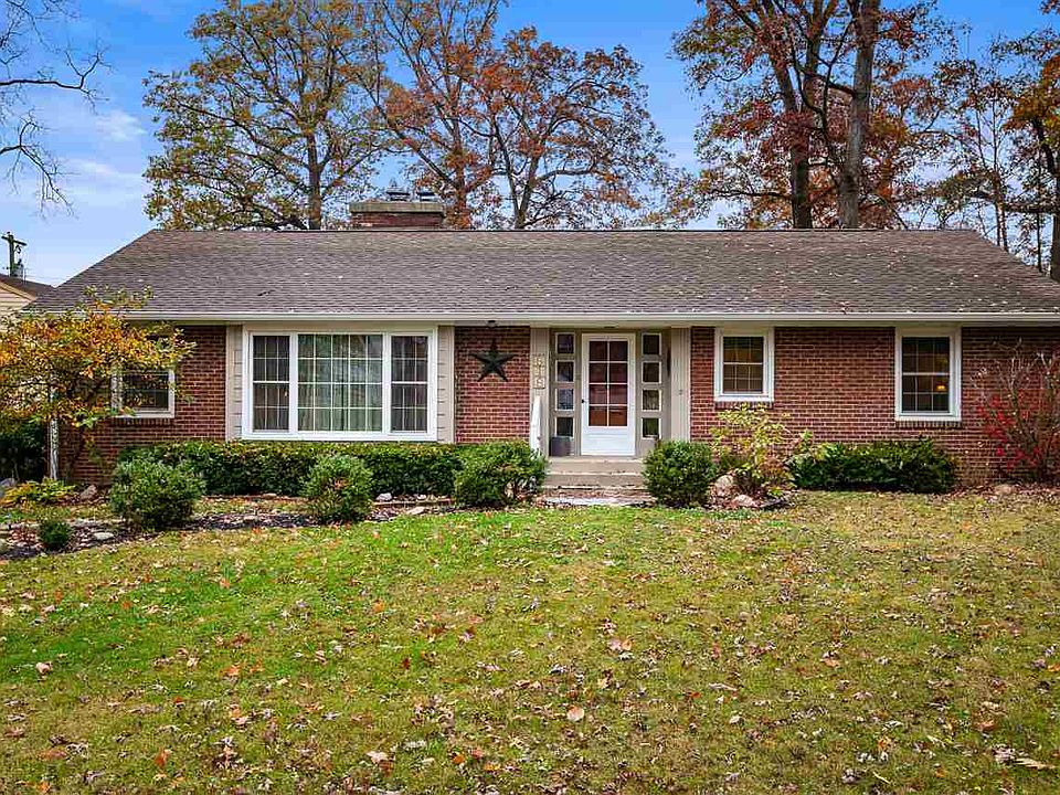1st image of 618 Stewart Dr