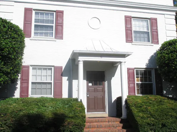 6 Sunset Dr APT 1, Alexandria, VA 22301