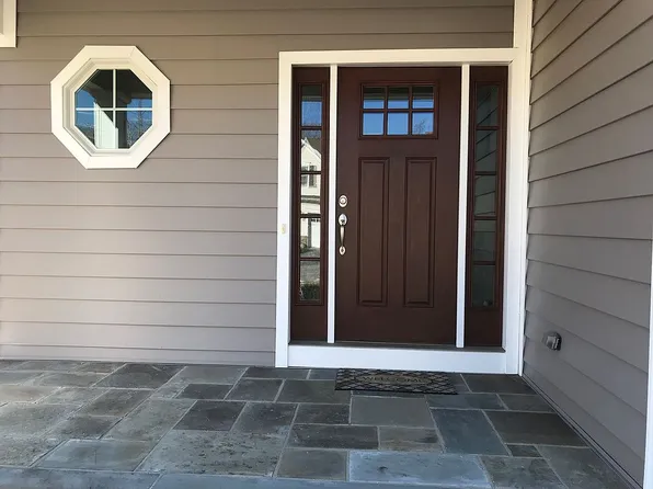 42 Bluffs Ct #42, Hamburg, NJ 07419