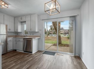 7456 Highway 55 #4, Minneapolis, MN 55427