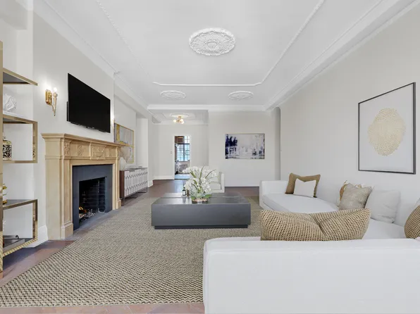 480 Park Avenue 20D image 3 of 13