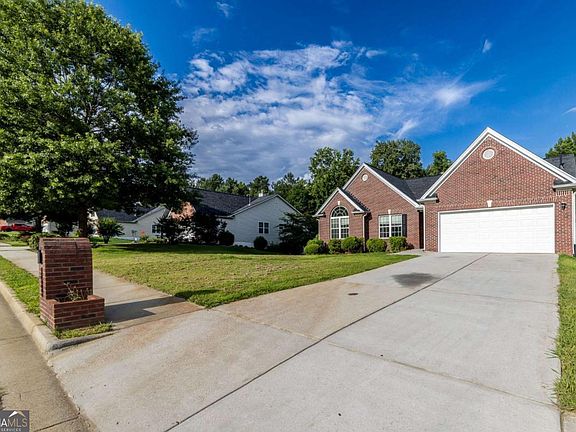 3rd image of 1784 Cedar Walk Ln