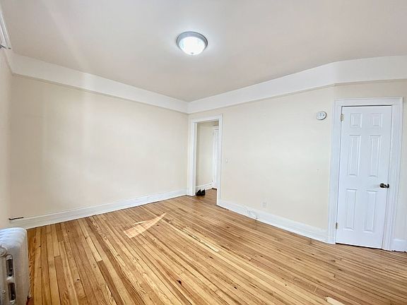 5th image of 50-24 39th Pl #2R