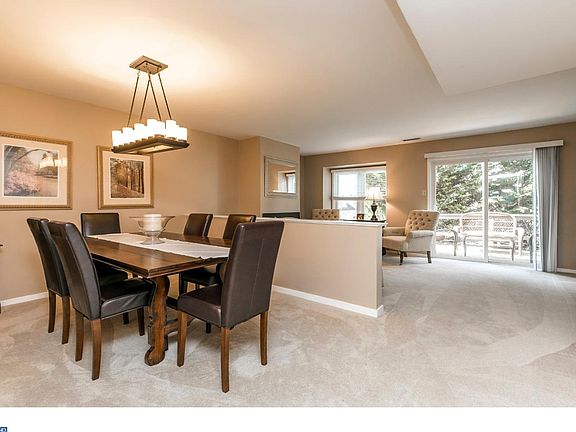 5th image of 5311 Lister Ct