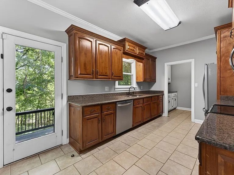 2200 Springlot Rd — Photo 14