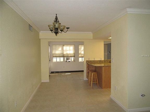 3rd image of 4158 Tamiami Trl APT H1
