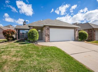 9015 E 76th St, Tulsa, OK 74133