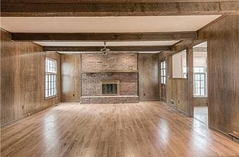 5th image of 817 W 122nd St