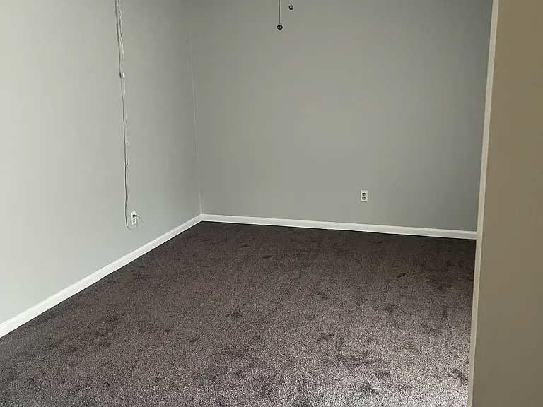 4073 Greenwillow Ln E — Photo 12