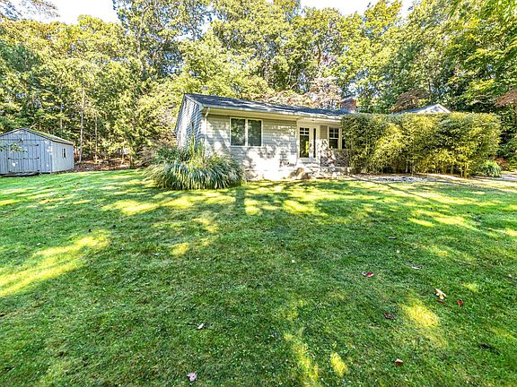 3rd image of 17 Milina Dr