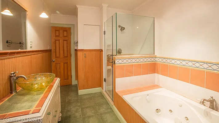 Rented by Garfield Realty  | media 32