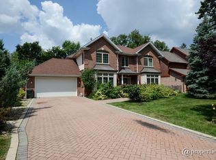 9216 Central Park Ave, Skokie, IL 60203