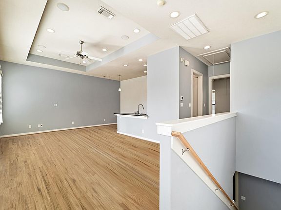 5th image of 1105 Patterson St