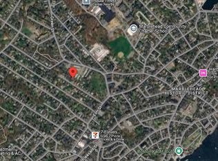 23 Curtis St, Marblehead, MA 01945