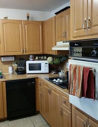 5th image of 16471 Blatt Blvd APT 203