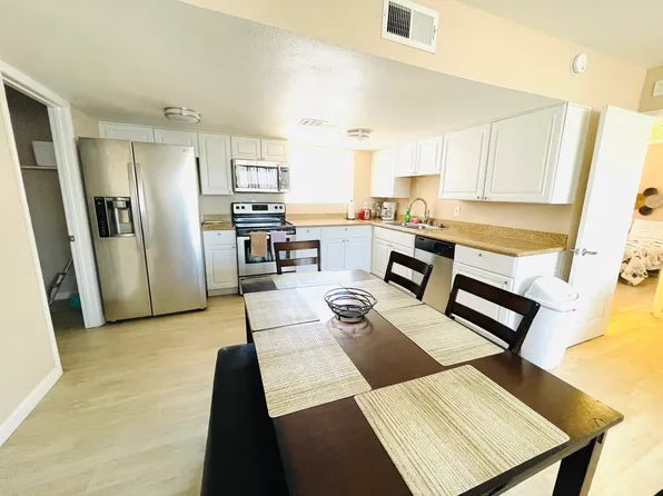 104 Mount Vernon Cir APT B, Las Vegas, NV 89101