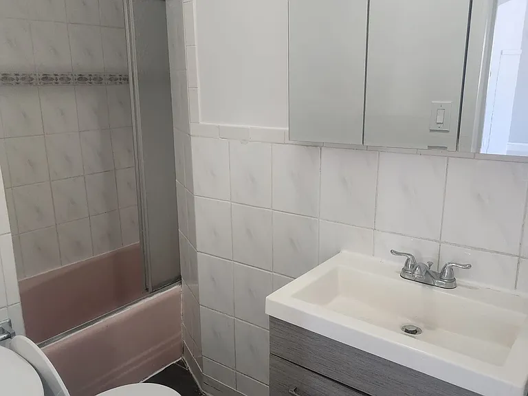 14 Garfield St #2 — Photo 6