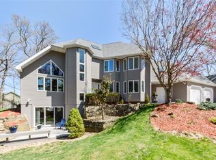 1482 Trail Bend Dr NW, Swisher, IA 52338