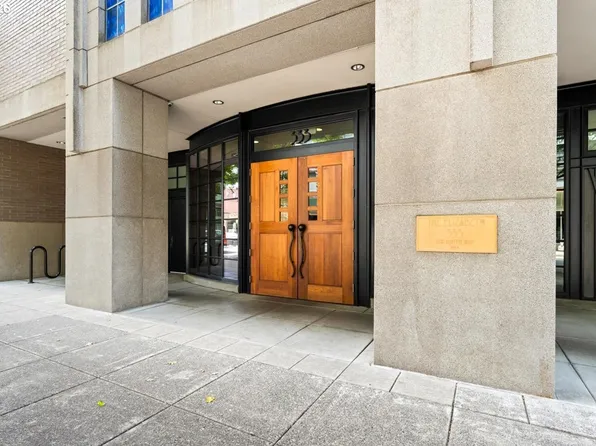 333 NW 9th Ave Unit 609, Portland, OR 97209