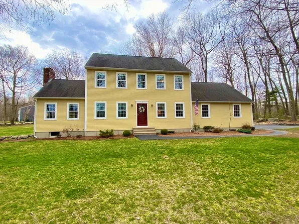 4 Leela Ln, Leicester, MA 01524