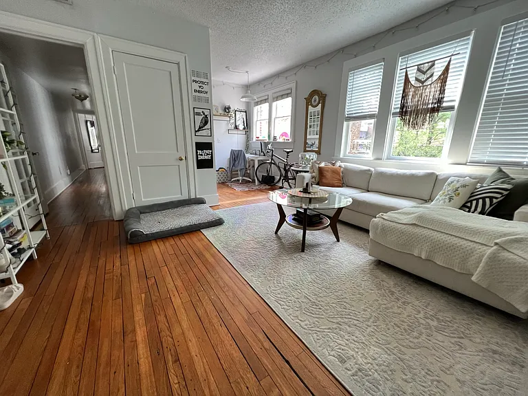 742 Monroe Dr NE #9 — Photo 8