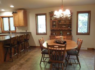 N3124 Ebert Rd, New London, WI 54961