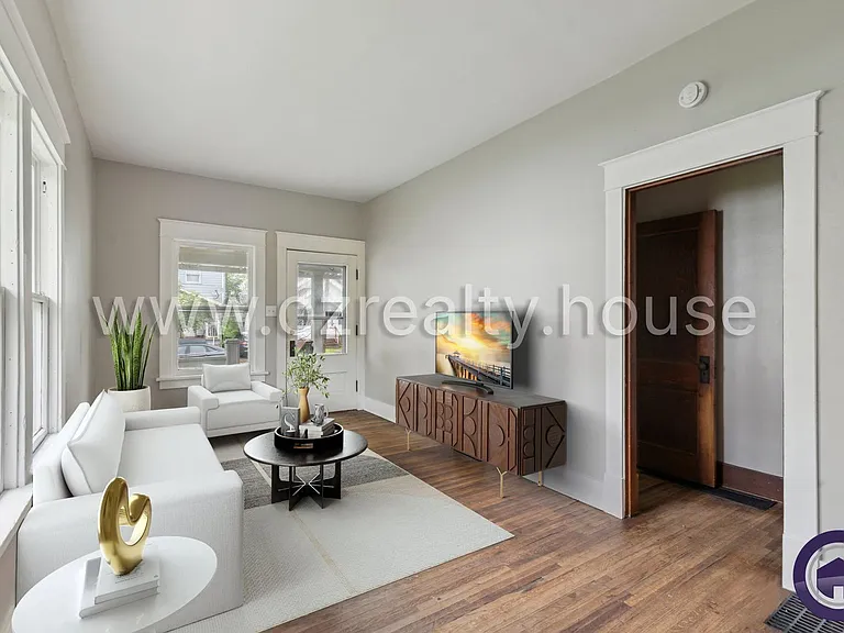2027 Berkshire Pl — Photo 7