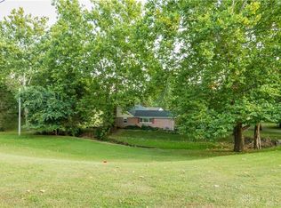 1020 N 11th St, Miamisburg, OH 45342