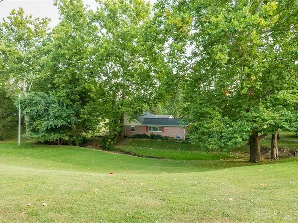 1020 N 11th St, Miamisburg, OH 45342