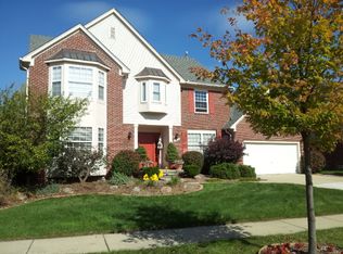 2819 Briarwood Dr, Troy, MI 48085