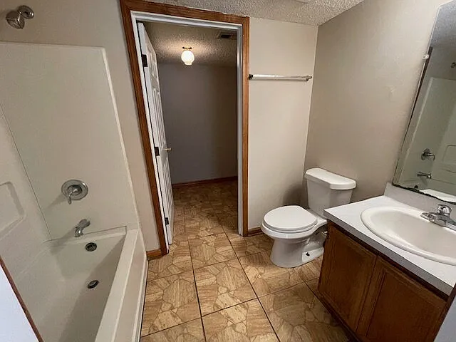11029 Traci Lynn Dr — Photo 17