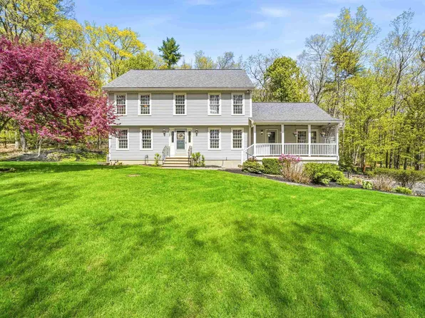 33 Brook Road, Amherst, NH 03031