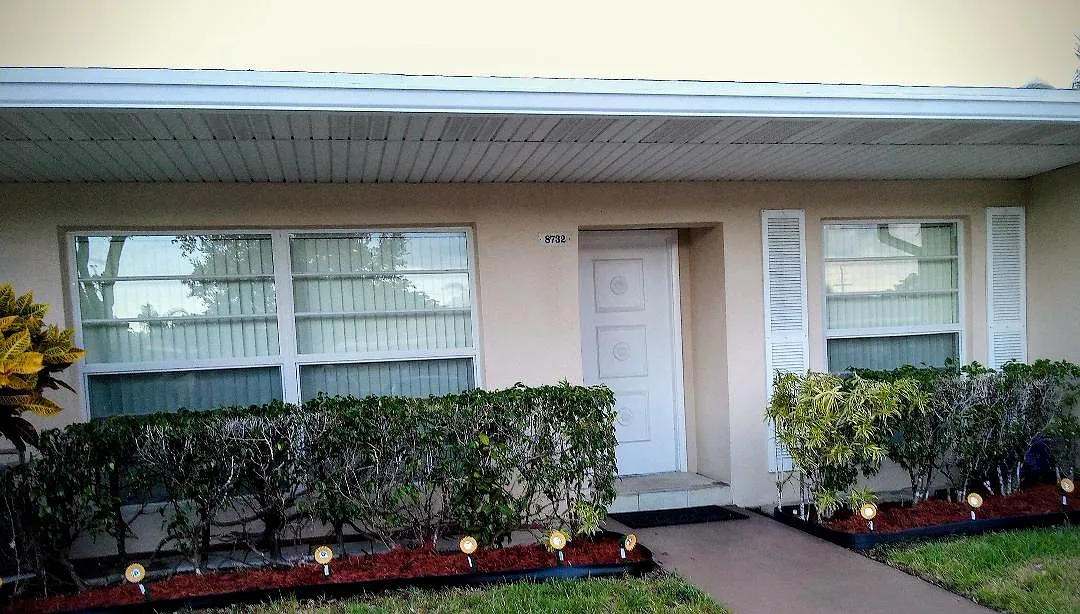 8732 Bella Vista Dr — Photo 2