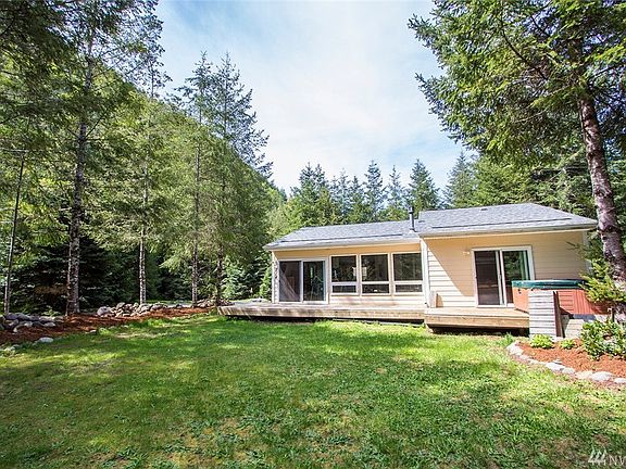 4th image of 214 Rainier Vista Dr
