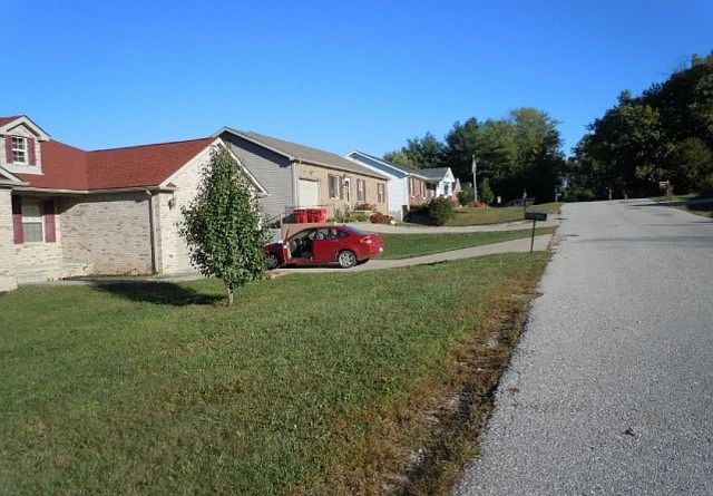 2nd image of 111 Hollow Creek Dr