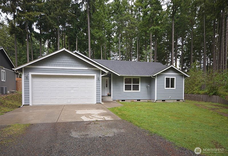 2nd image of 18431 Rampart Drive SE