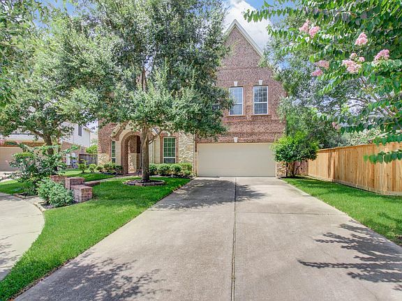 5th image of 18018 Channel Hill Dr