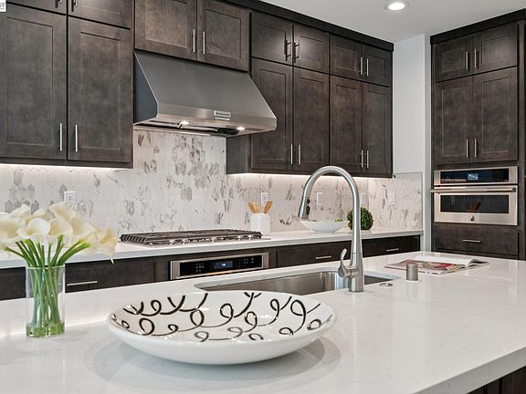 2nd image of 3479 Client Cmn